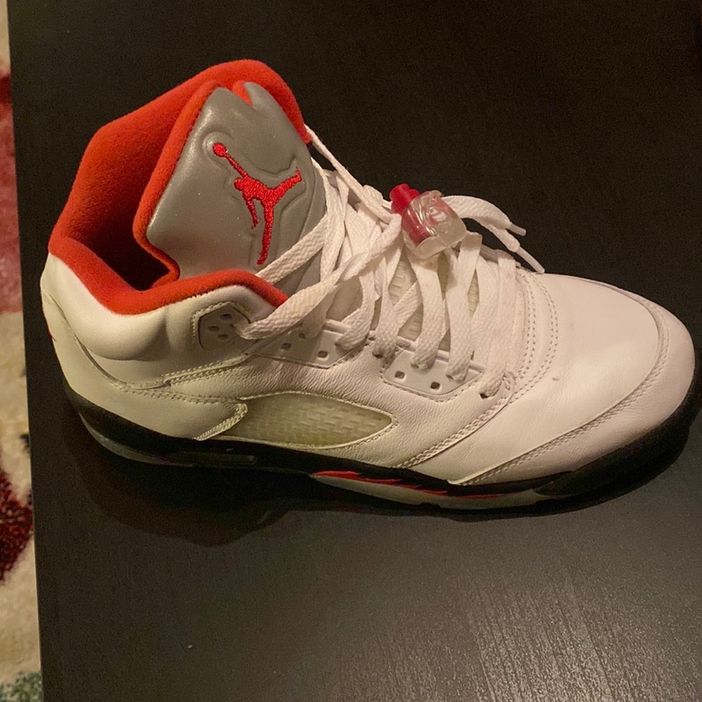 Jordan 5s - Picture 2 of 2